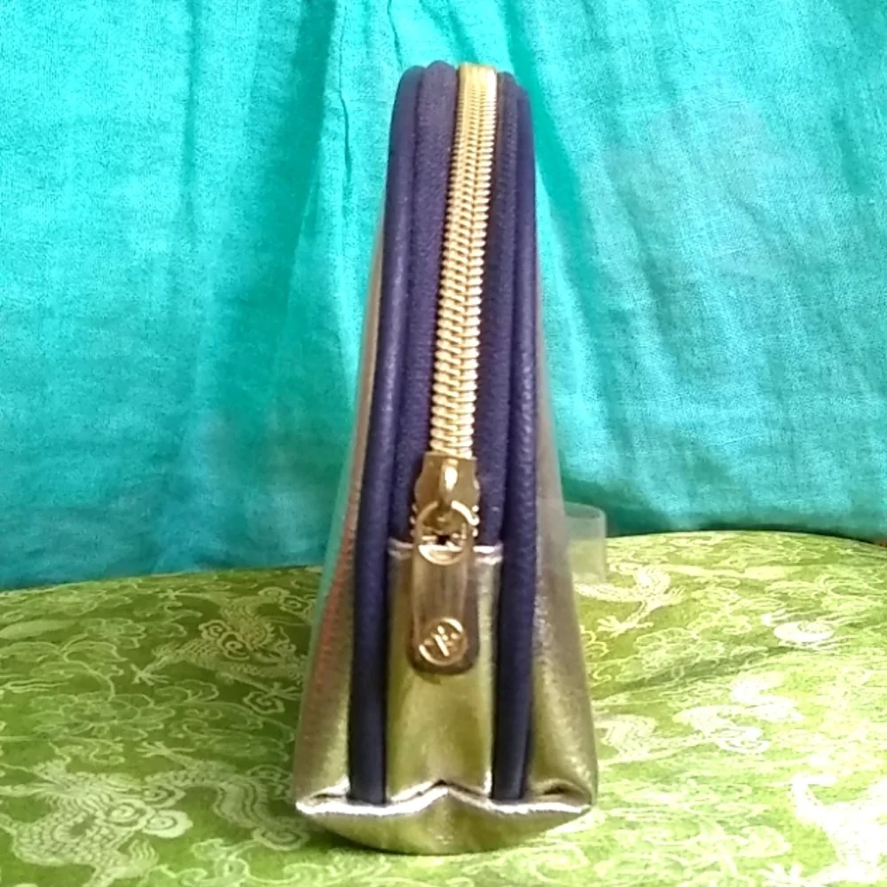 ADRIENNE VITTADINI small Travel BAG 8